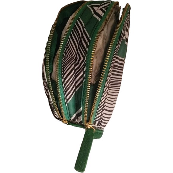 Cosmetic Pouch with two compartments - Picture 5 of 5